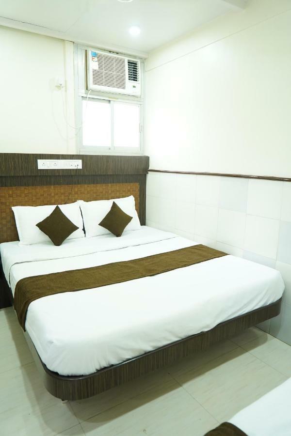 Sharda Residency Hotel Mumbai Ngoại thất bức ảnh