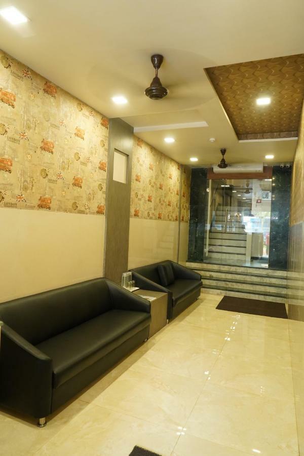 Sharda Residency Hotel Mumbai Ngoại thất bức ảnh